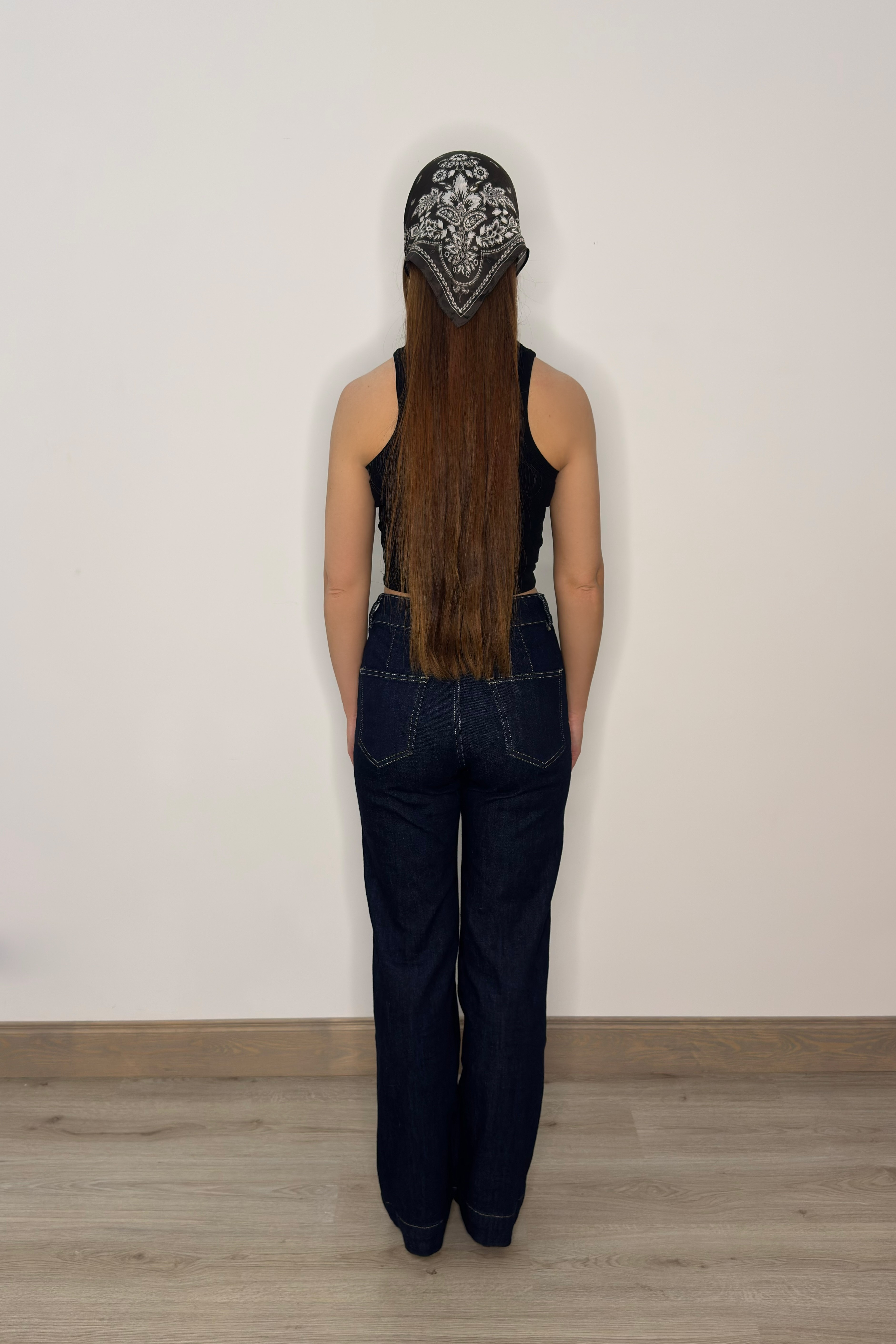 Džinsas ar taisnu piegriezumu