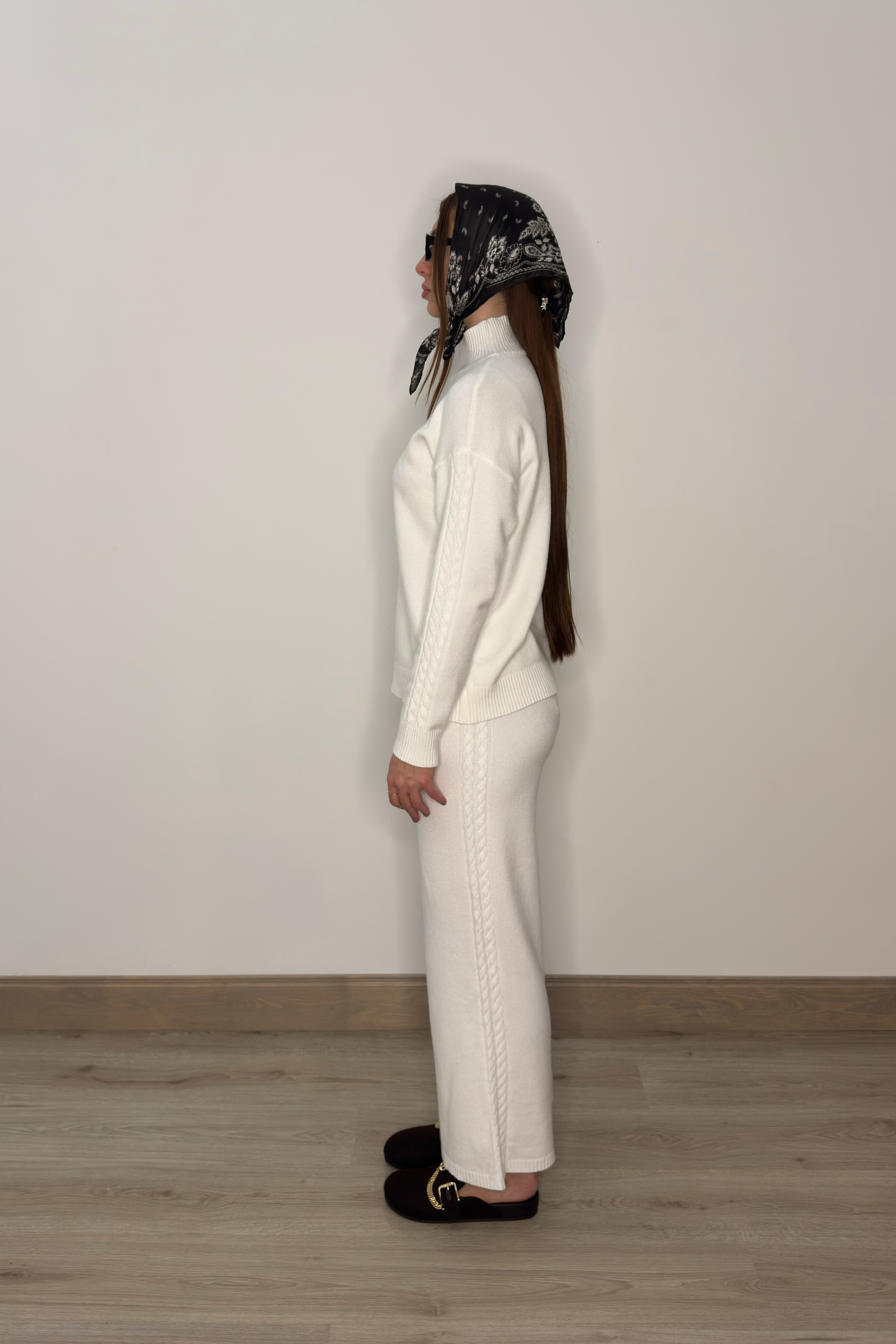 Adīts komplekts - balts