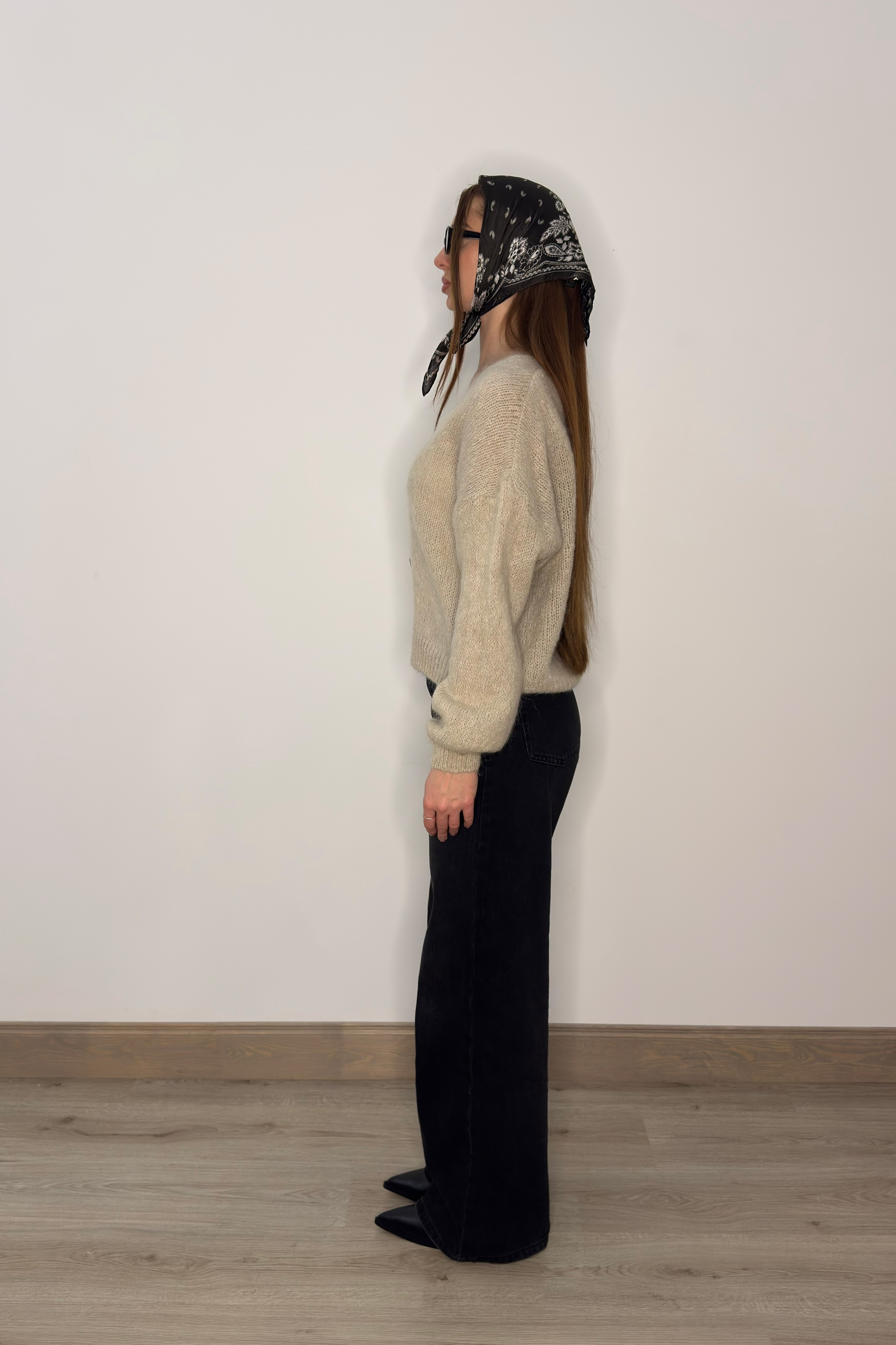 Mohēras džemperis ar pogām - krema