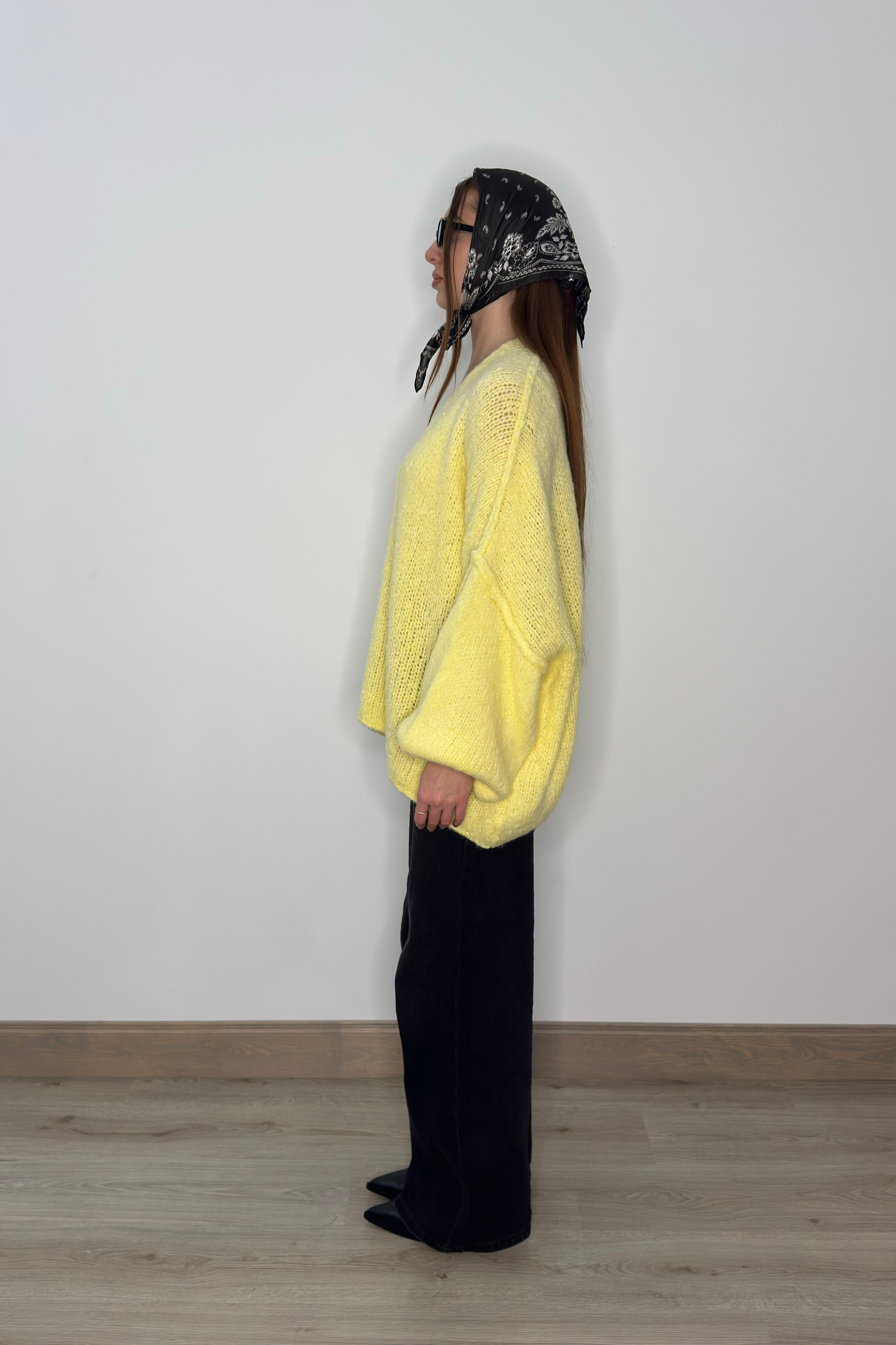 Oversize džemperis - dzeltena